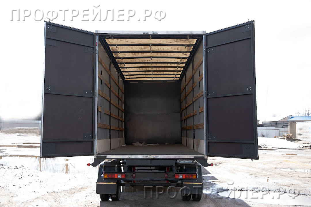 images/sladery/57_3/29_O2-trailer-with-turntable.jpg